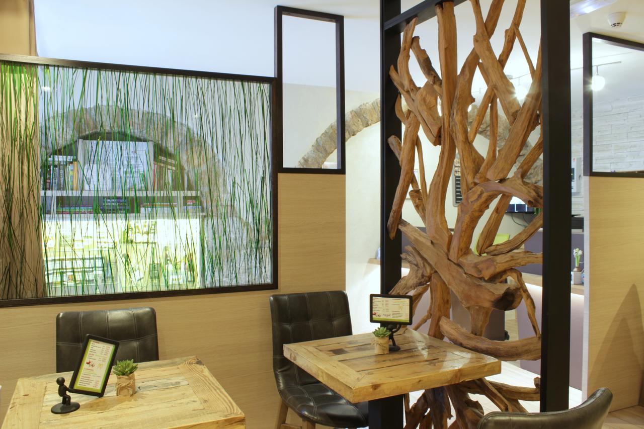 Atipik Hotel アヌシー エクステリア 写真